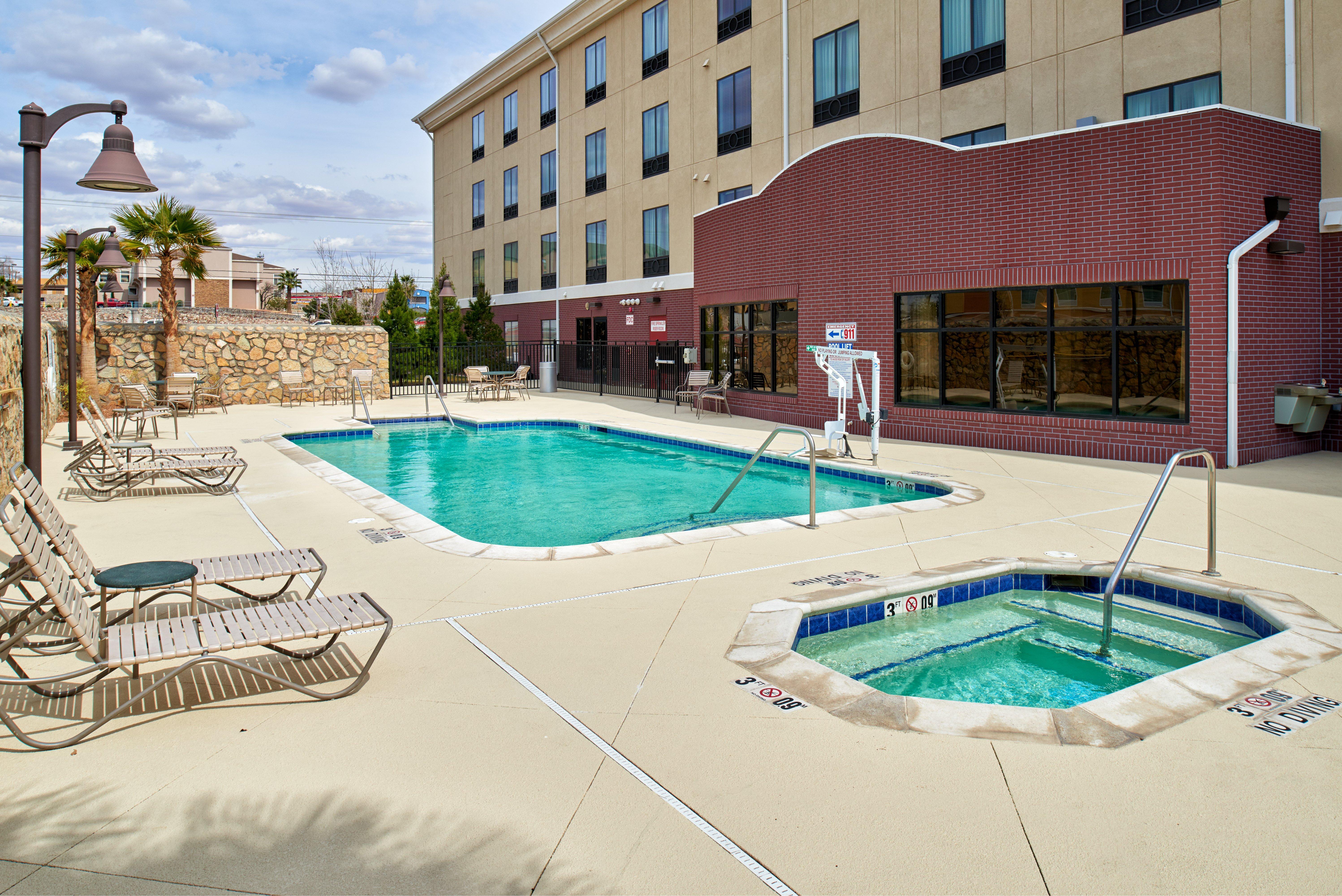 Holiday Inn Express & Suites El Paso Airport By Ihg מראה חיצוני תמונה