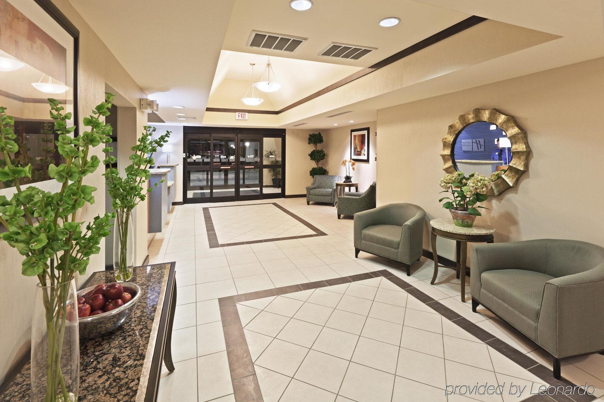 Holiday Inn Express & Suites El Paso Airport By Ihg מראה פנימי תמונה